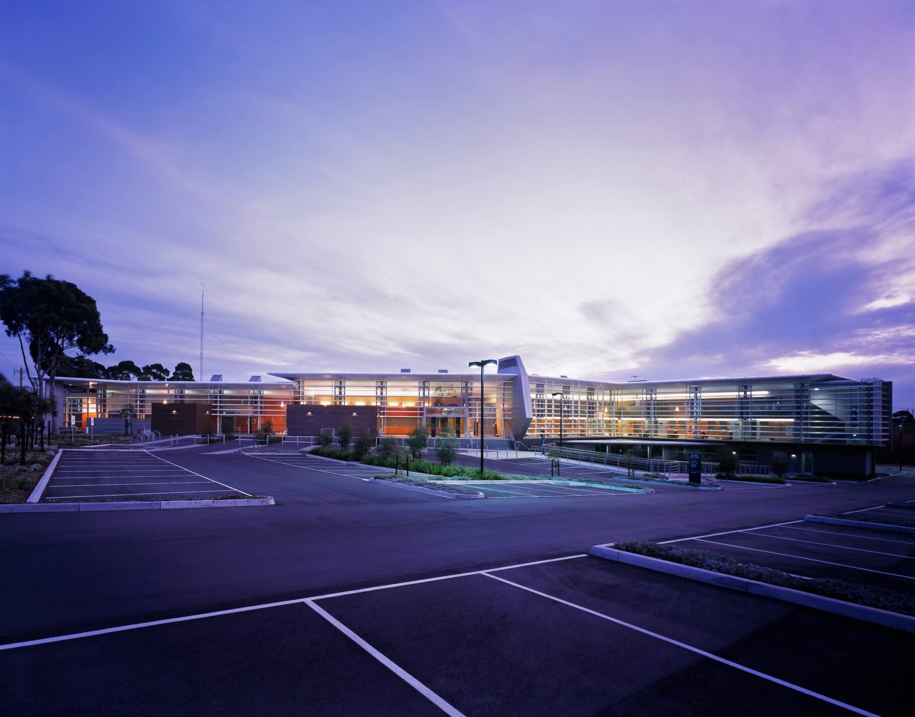 Moorabbin Justice Centre - Foreground Architecture