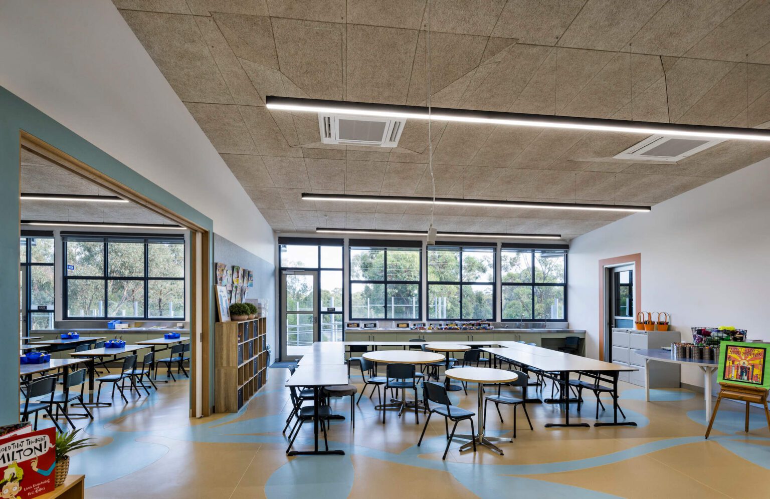 Puckapunyal Primary School - Foreground Architecture